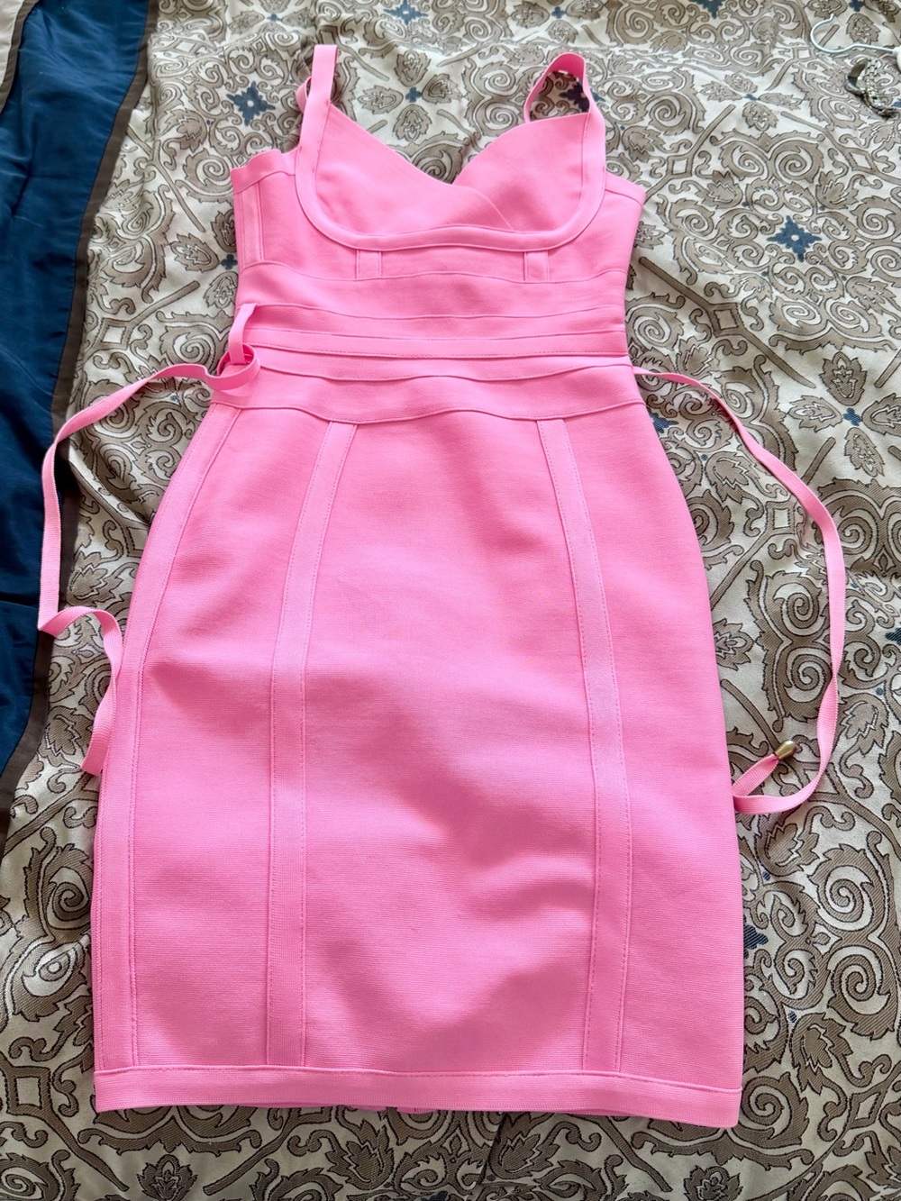 Pink Bella Barnett Bandage Dress size S never worn and so gorgeous - Picture 5 of 8